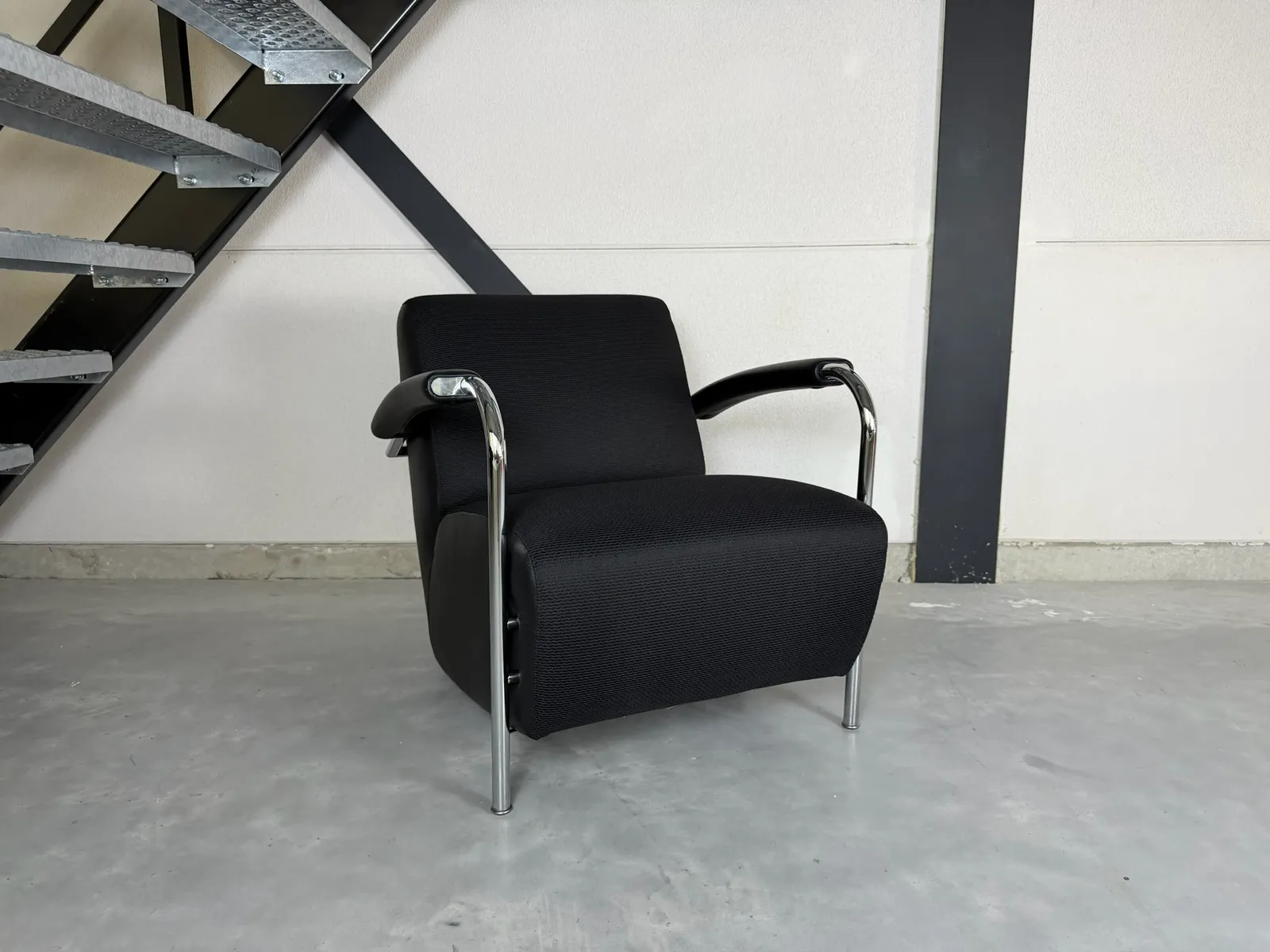 Leolux Scylla designfauteuil, zwart — Fauteuil