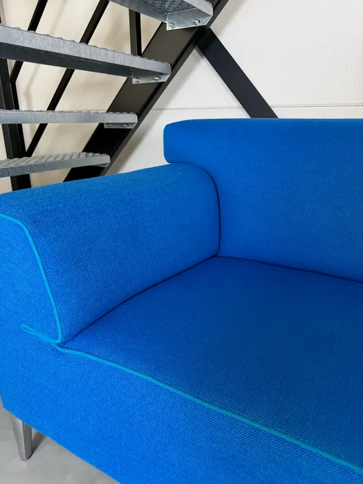 Pode Edit 3,5-zitsbank, Electric Blue — Bank (foto 10)