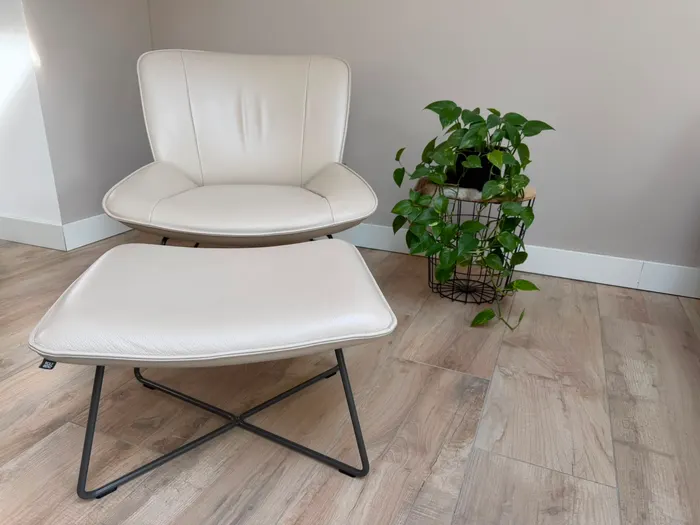 Rolf Benz 383 designfauteuil met hocker — Fauteuil (foto 2)